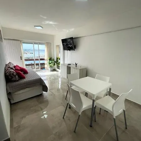 Depto Completo Roca Apartment Puerto Madryn Exterior photo